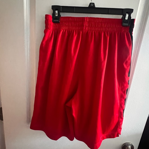 Nike Boys Size Large Elite Basketball Shorts - Picture 2 of 5